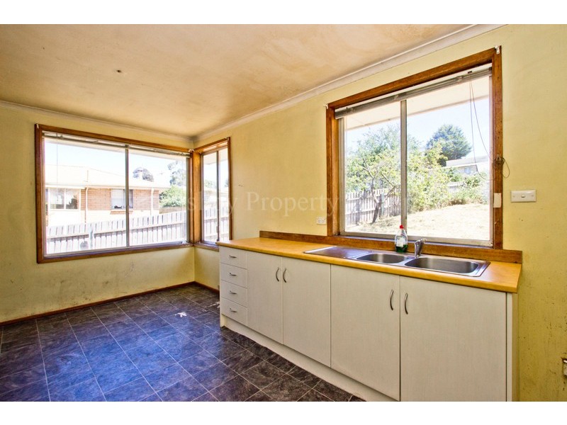 12 Mornington Drive, Ravenswood TAS 7250