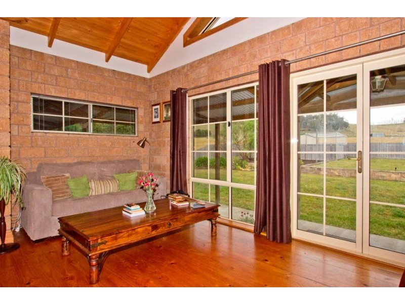 24 Windsors Road, Karoola TAS 7267
