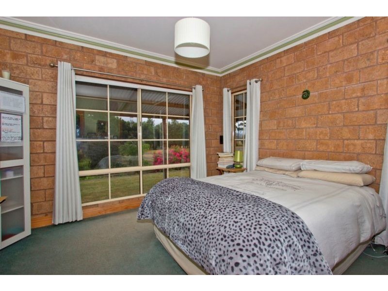 24 Windsors Road, Karoola TAS 7267