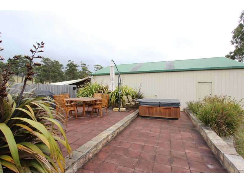 24 Windsors Road, Karoola TAS 7267