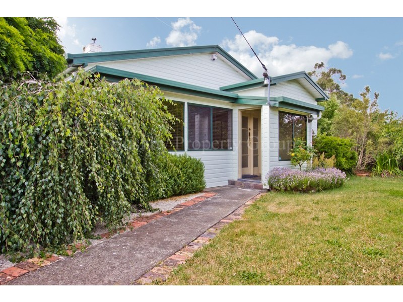 21 Waugh Street, Invermay TAS 7248