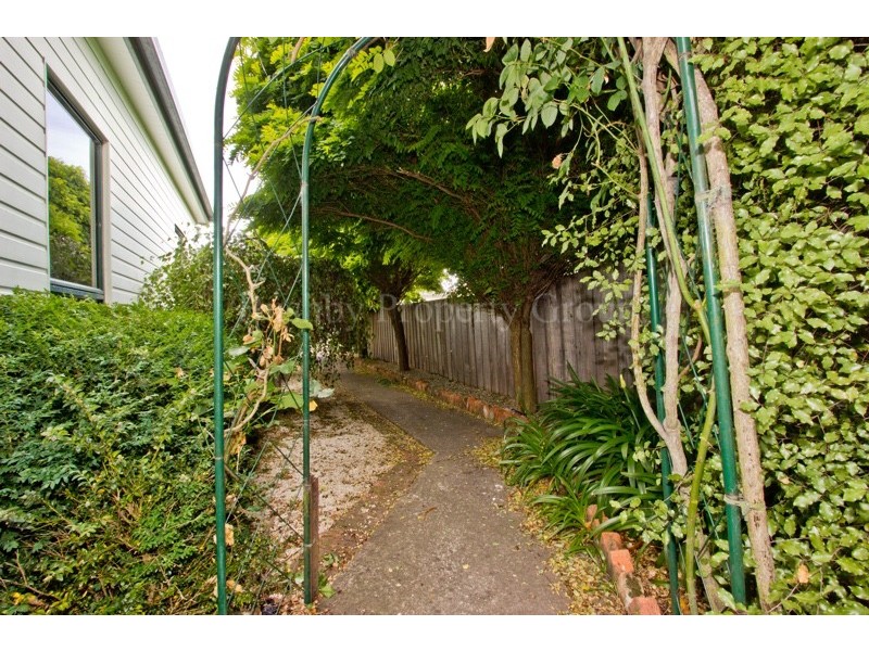 21 Waugh Street, Invermay TAS 7248