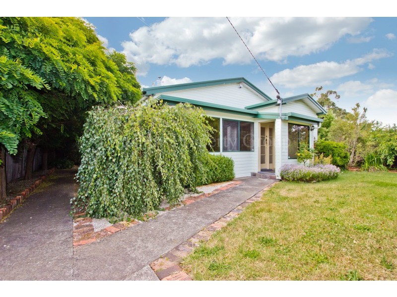 21 Waugh Street, Invermay TAS 7248