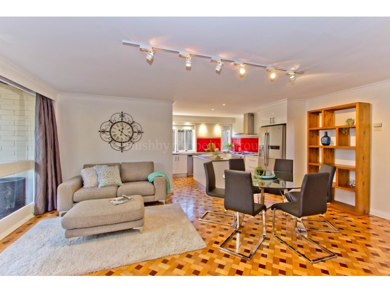 2 Kensington Gardens, Norwood TAS 7250