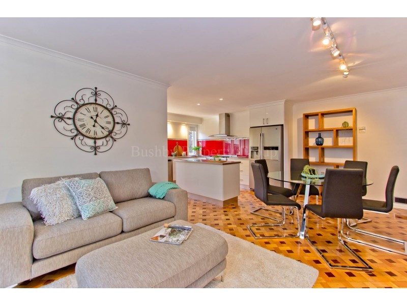 2 Kensington Gardens, Norwood TAS 7250