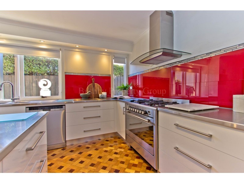 2 Kensington Gardens, Norwood TAS 7250