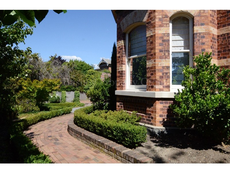 17 High Street, East Launceston TAS 7250