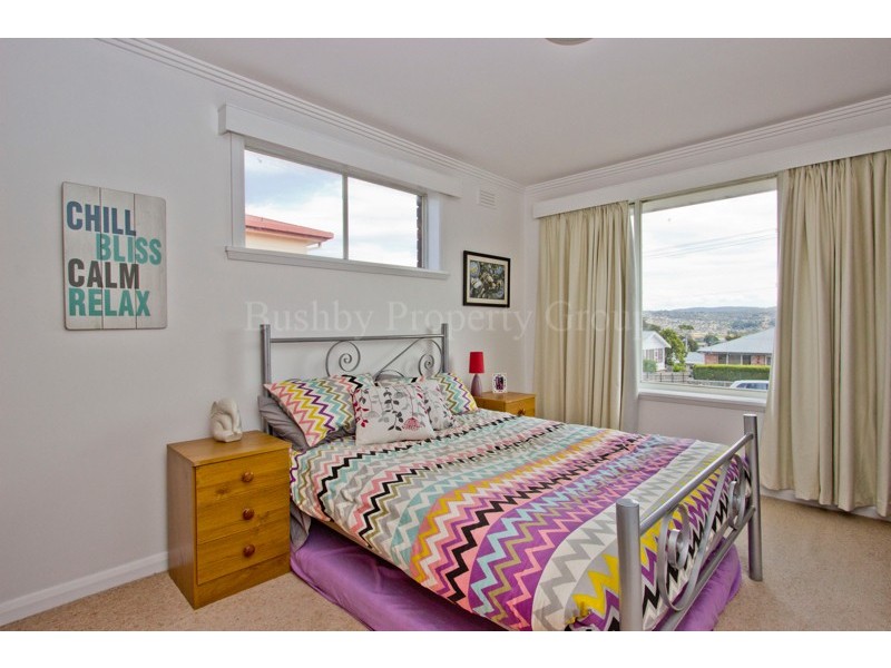 28 Julie Crescent, Newnham TAS 7248