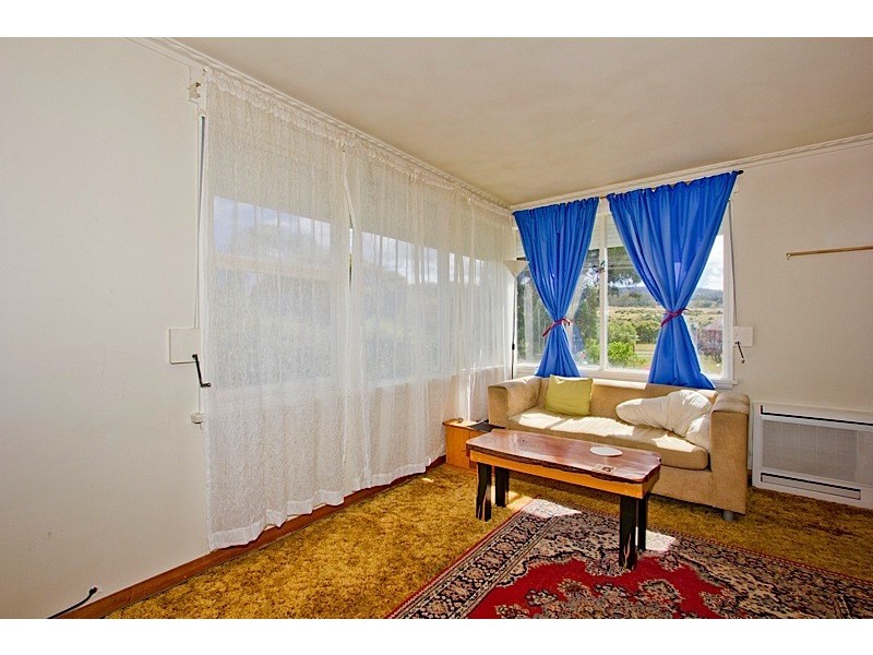 11 Naroo Street, Waverley TAS 7250