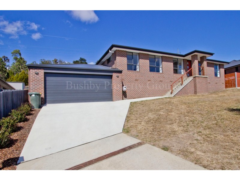 11 Assisi Avenue, Riverside TAS 7250