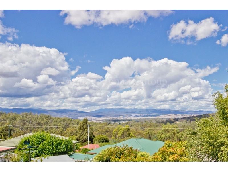 7 Mountain View Court, Prospect Vale TAS 7250