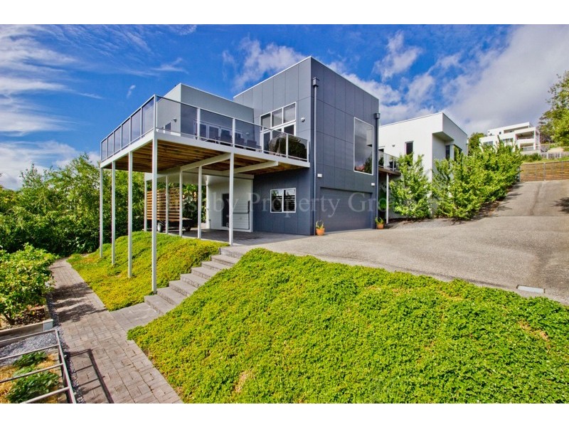 28 Whitford Grove, Trevallyn TAS 7250