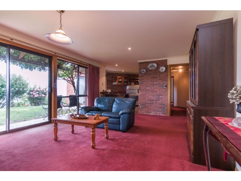 9 Lachlan Parade, Trevallyn TAS 7250