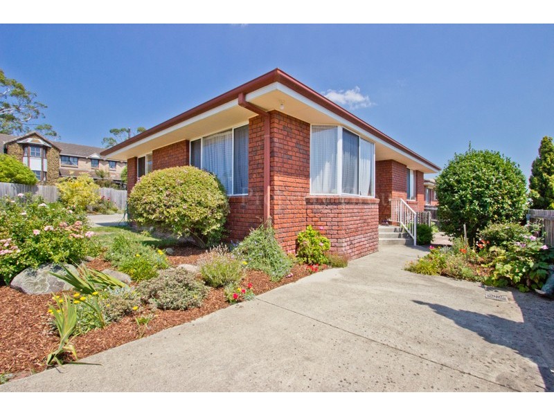 1/33 Hilton Place, Norwood TAS 7250