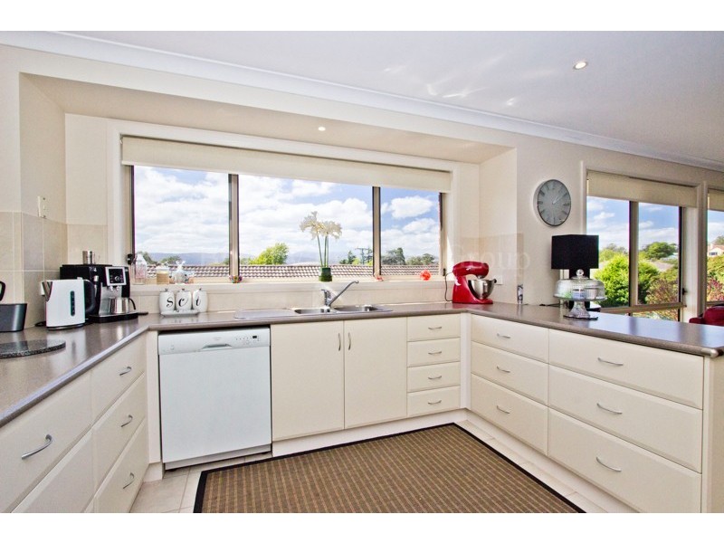 4 Lennon Rise, Newstead TAS 7250