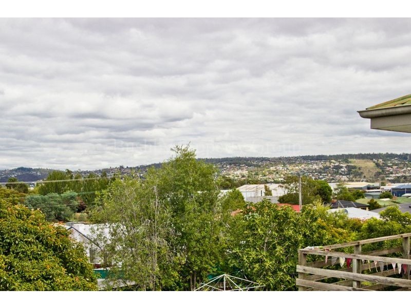 16 Crawford Street, Mowbray TAS 7248