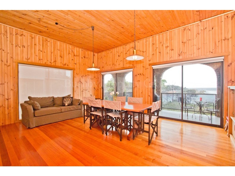 18 Seaton Cove Road, Binalong Bay TAS 7216