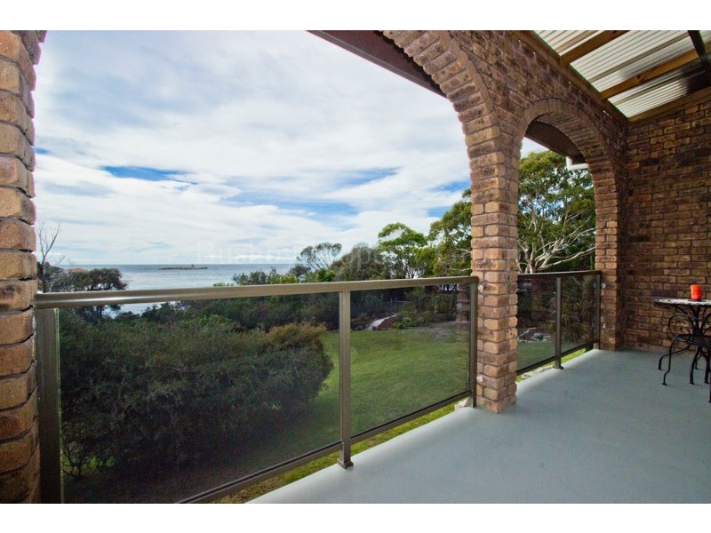 18 Seaton Cove Road, Binalong Bay TAS 7216