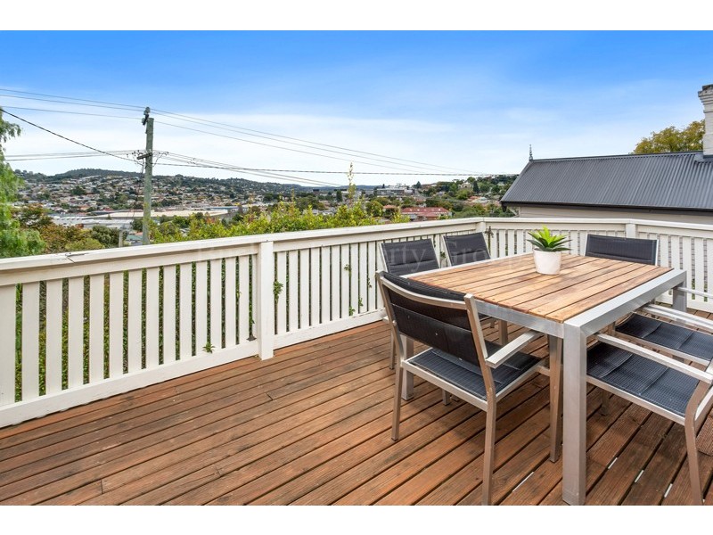 11 Meredith Crescent, South Launceston TAS 7249