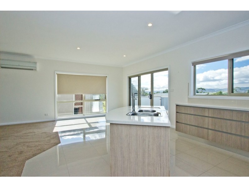 1/A Greenway Close, Riverside TAS 7250