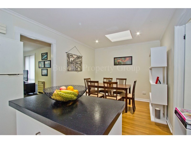 2/1 Leslie Grove, Prospect Vale TAS 7250