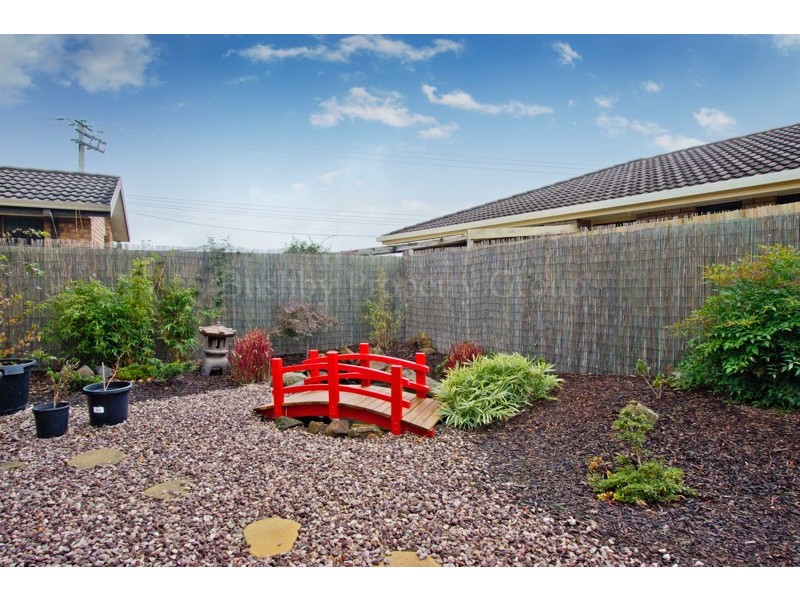 2/1 Leslie Grove, Prospect Vale TAS 7250