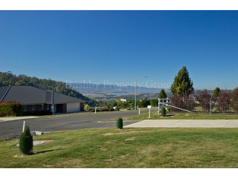 21 Skyline Avenue, Grindelwald TAS 7277