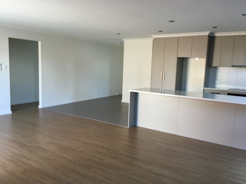 14 Hortus Place, Newnham TAS 7248