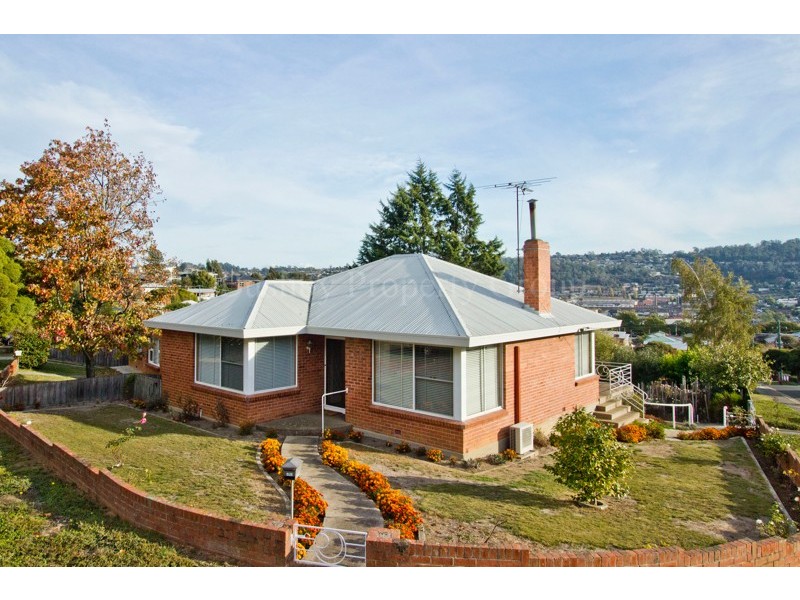2 Chungon Crescent, South Launceston TAS 7249