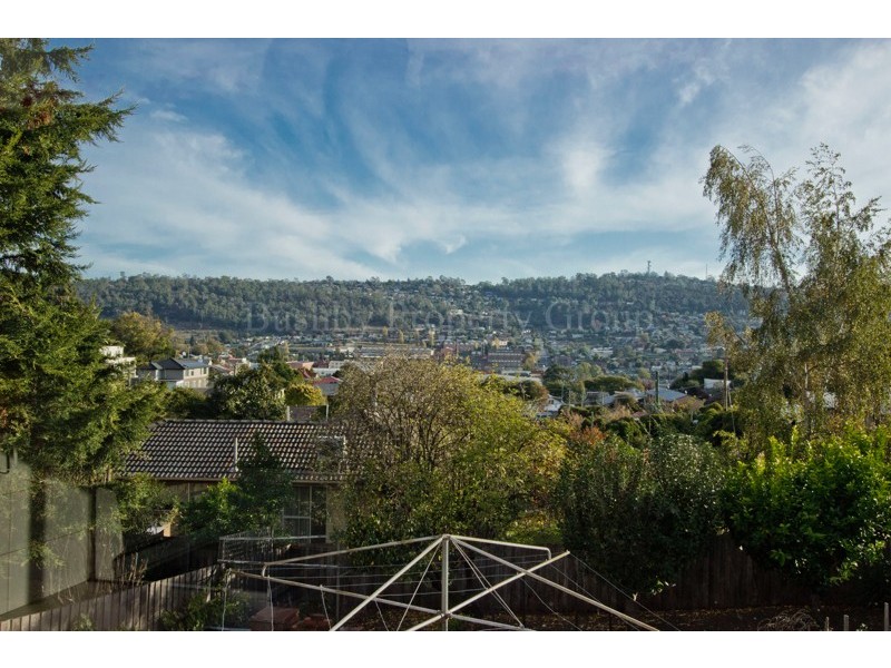 2 Chungon Crescent, South Launceston TAS 7249