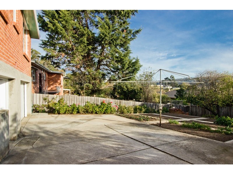 2 Chungon Crescent, South Launceston TAS 7249