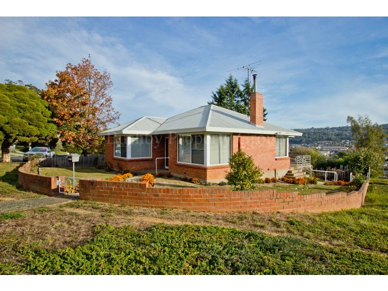 2 Chungon Crescent, South Launceston TAS 7249