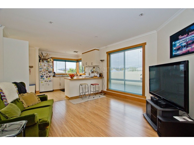 16 Joffre Street, Mowbray TAS 7248