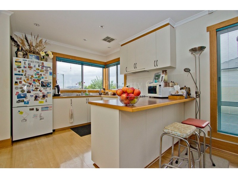 16 Joffre Street, Mowbray TAS 7248