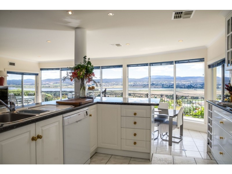 30 Allison Avenue, Riverside TAS 7250