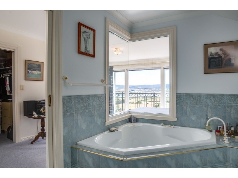 30 Allison Avenue, Riverside TAS 7250