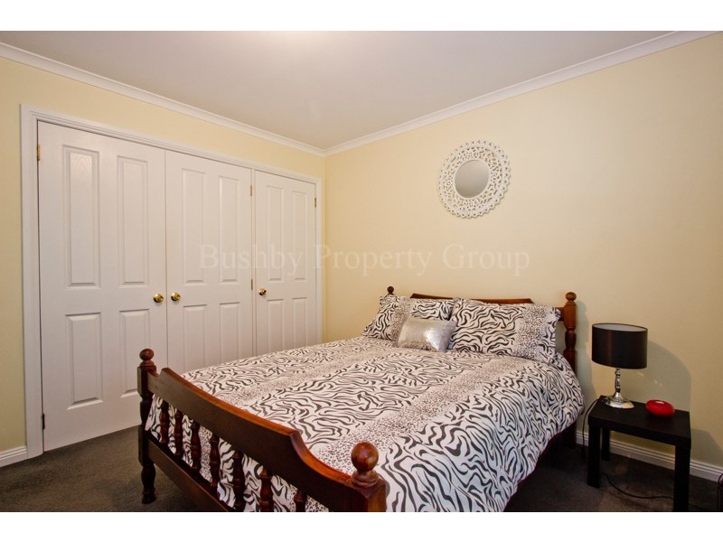 2/37 Camira Street, Newnham TAS 7248