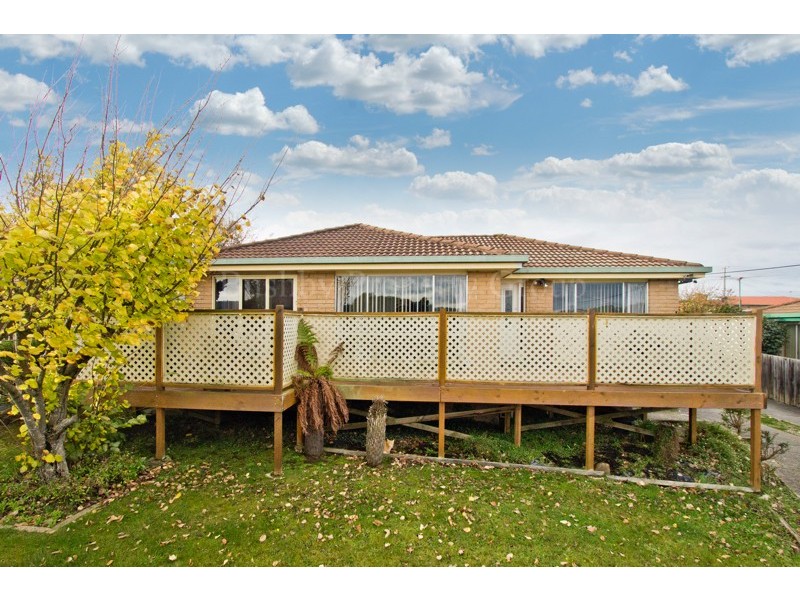 24 Rowland Crescent, Summerhill TAS 7250