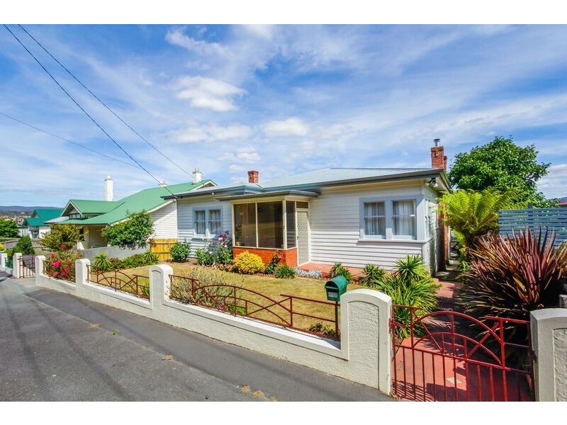 2 Sadler Street, Mowbray TAS 7248