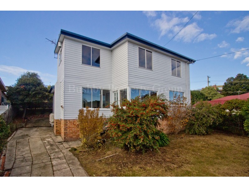 11 Waroona Street, Youngtown TAS 7249