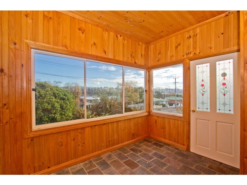 11 Waroona Street, Youngtown TAS 7249