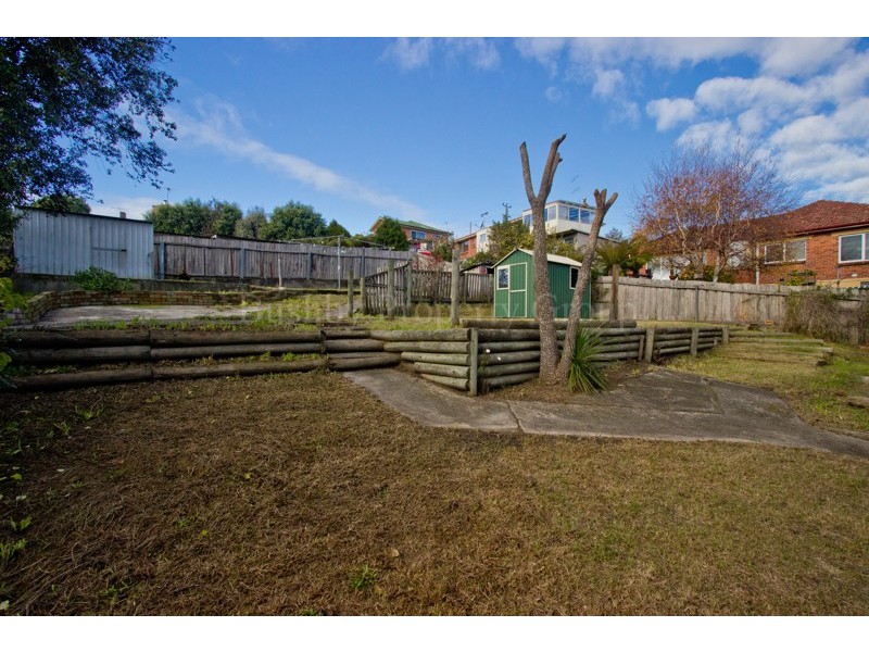 11 Waroona Street, Youngtown TAS 7249