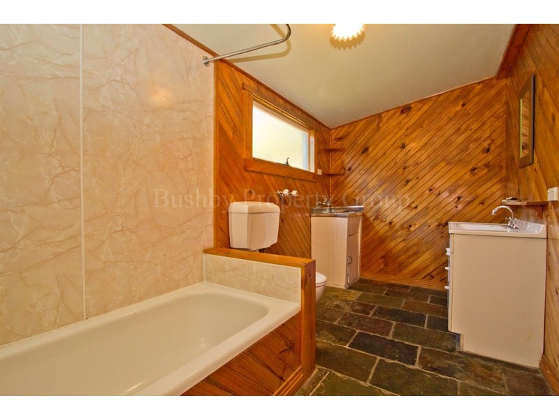13 Meredith Crescent, South Launceston TAS 7249