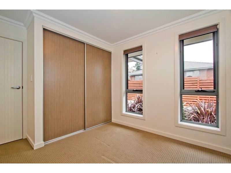 2/5 Ford Court, Newnham TAS 7248