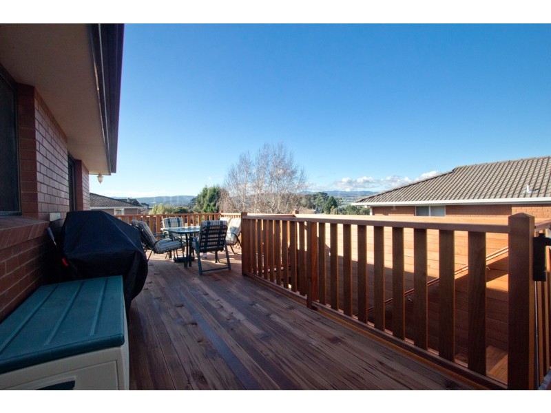 13 Benwerrin Crescent, Norwood TAS 7250