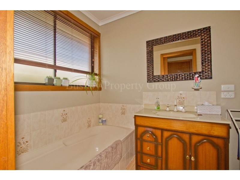 13 Benwerrin Crescent, Norwood TAS 7250