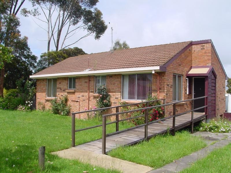 24 Blackwood DRIVE, Rocherlea TAS 7248