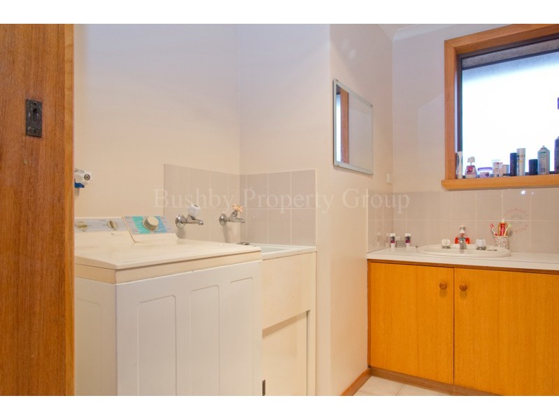 5/5-7 Patricia Place, Newnham TAS 7248