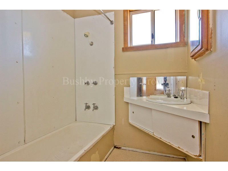 76 Warring Street, Ravenswood TAS 7250