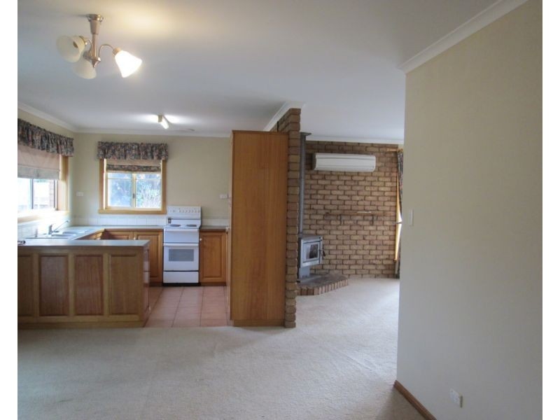 2 Cootamundra Drive, Perth TAS 7300